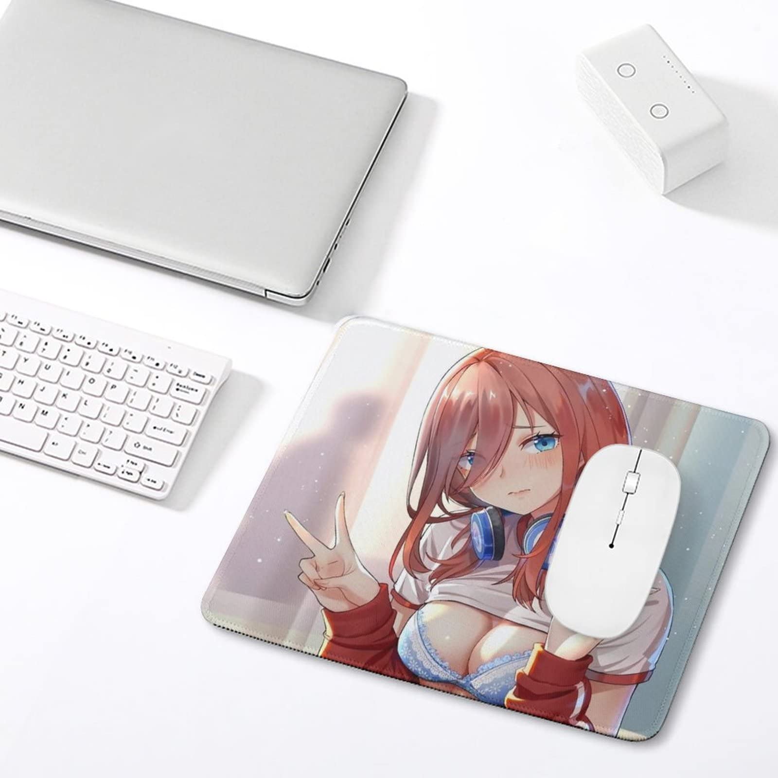 中野三玖　マウスパッド プレイマット　ラバーマット Amazon.co.jp: 五等分の花嫁 中野三玖 ゲーミングマウスパッド 大型